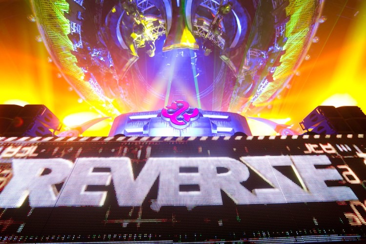 Reverze - Dimensions