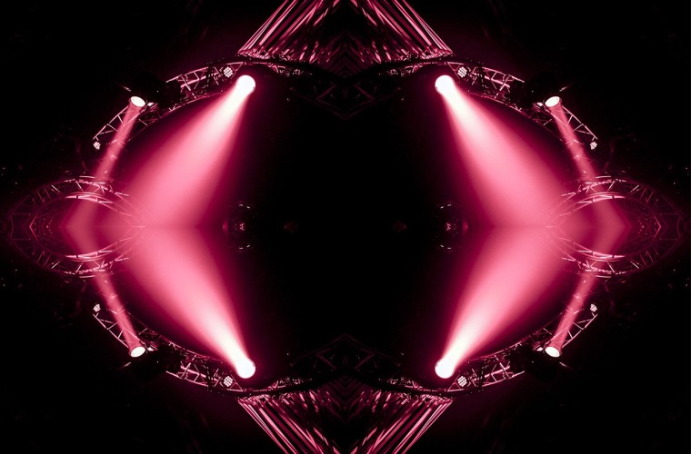 Reverze - Dimensions