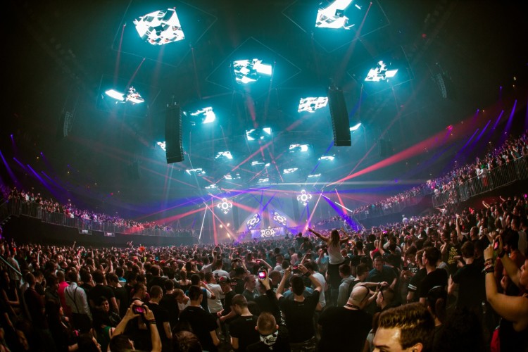 Reverze - Illumination