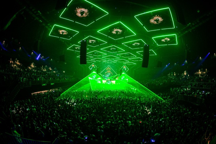 Reverze - Illumination
