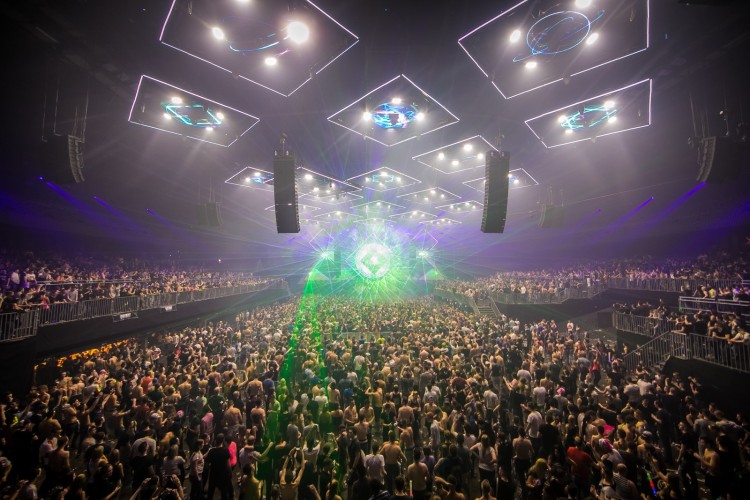 Reverze - Illumination