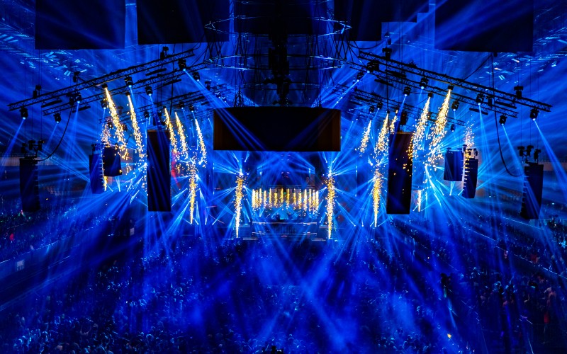 Reverze - Synergy by Wendy Wauters